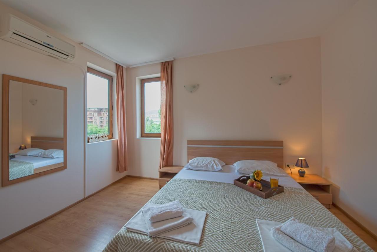 Chateau Del Mar Holiday Apartments Sunny Beach Eksteriør billede