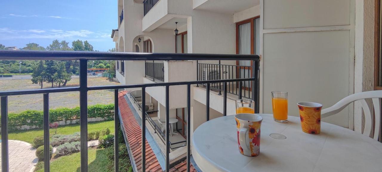 Chateau Del Mar Holiday Apartments Sunny Beach Eksteriør billede